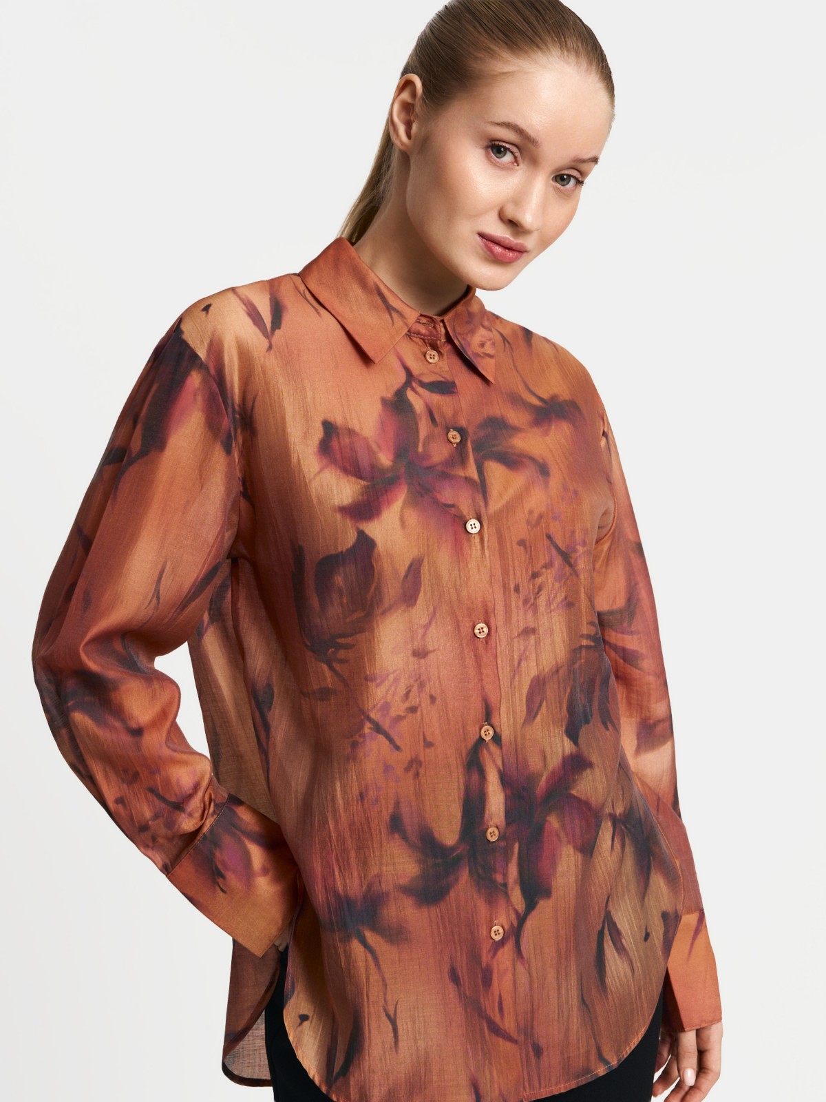 Свободная рубашка из органзы с принтом