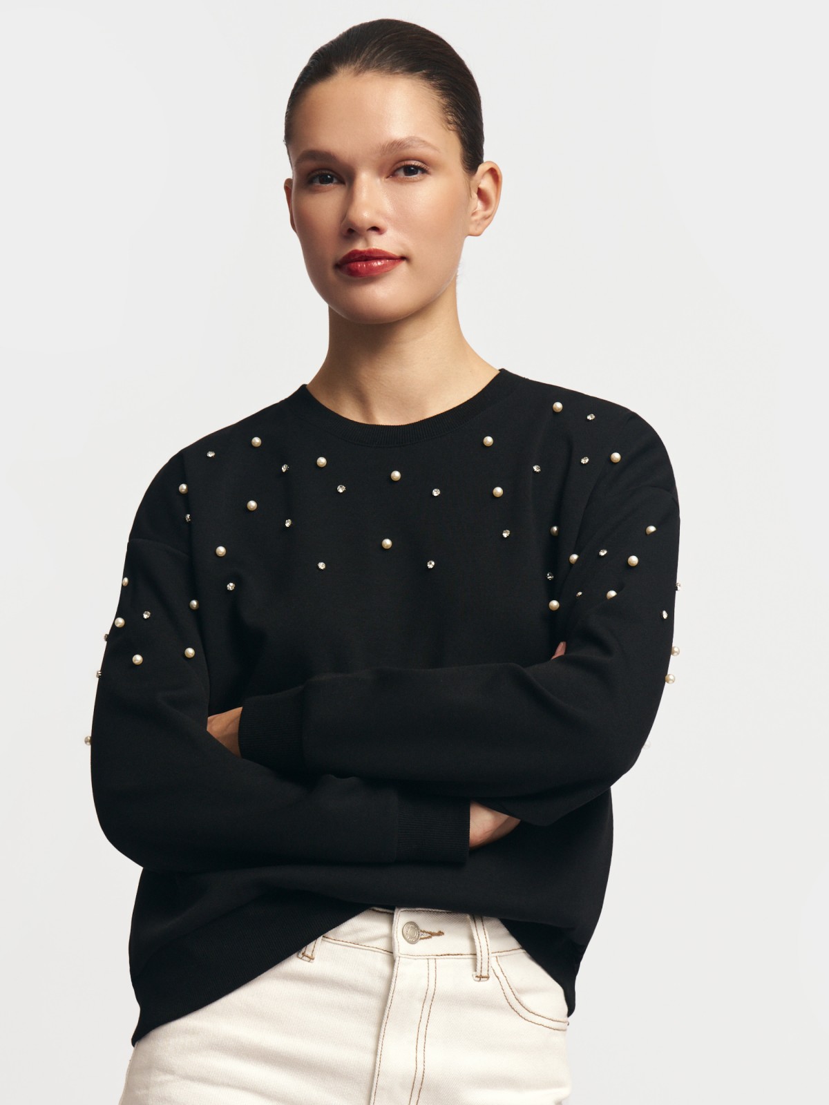 Свитшот расслабленного фасона со стразами