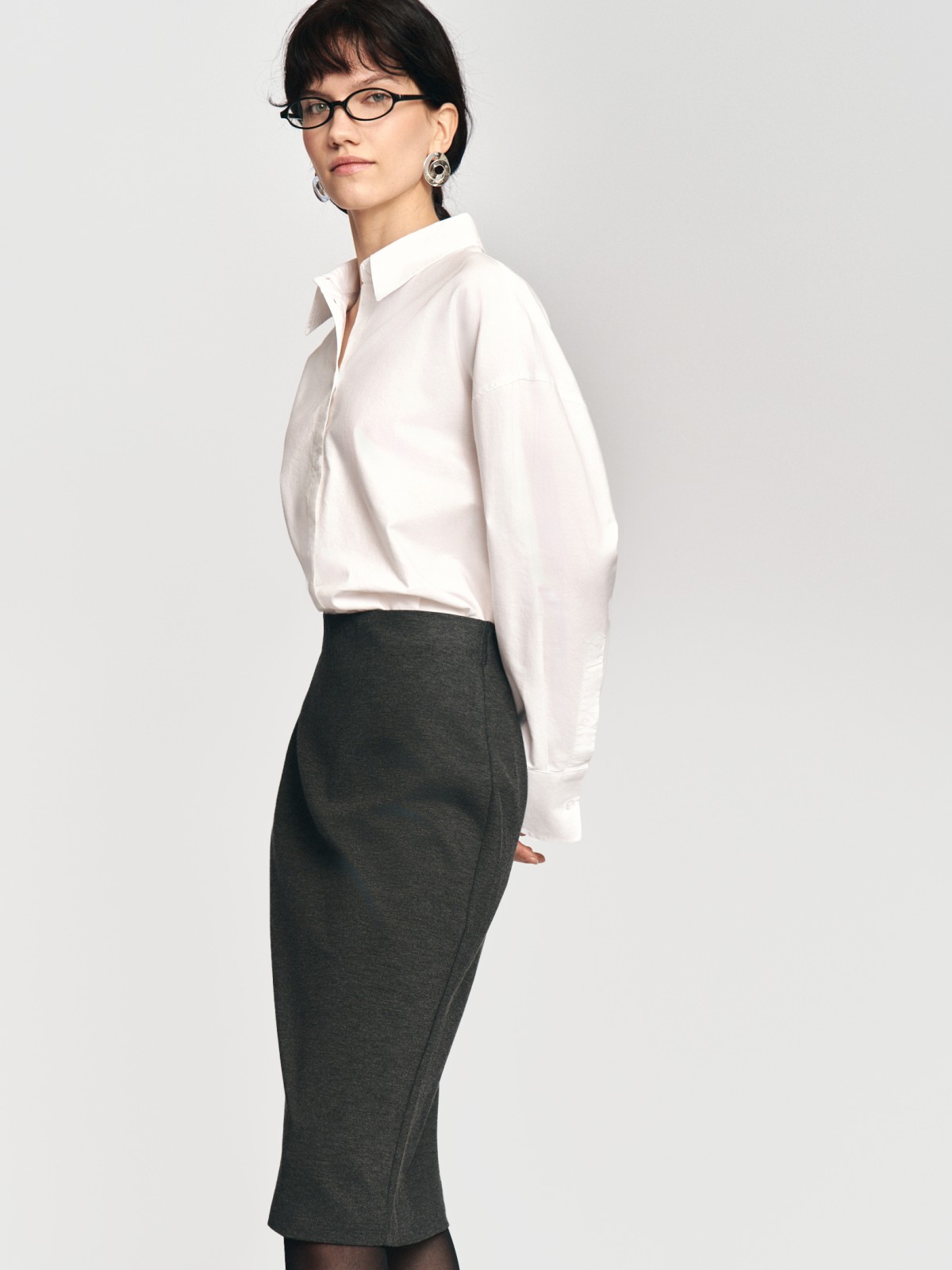 Трикотажная юбка-карандаш на резинке