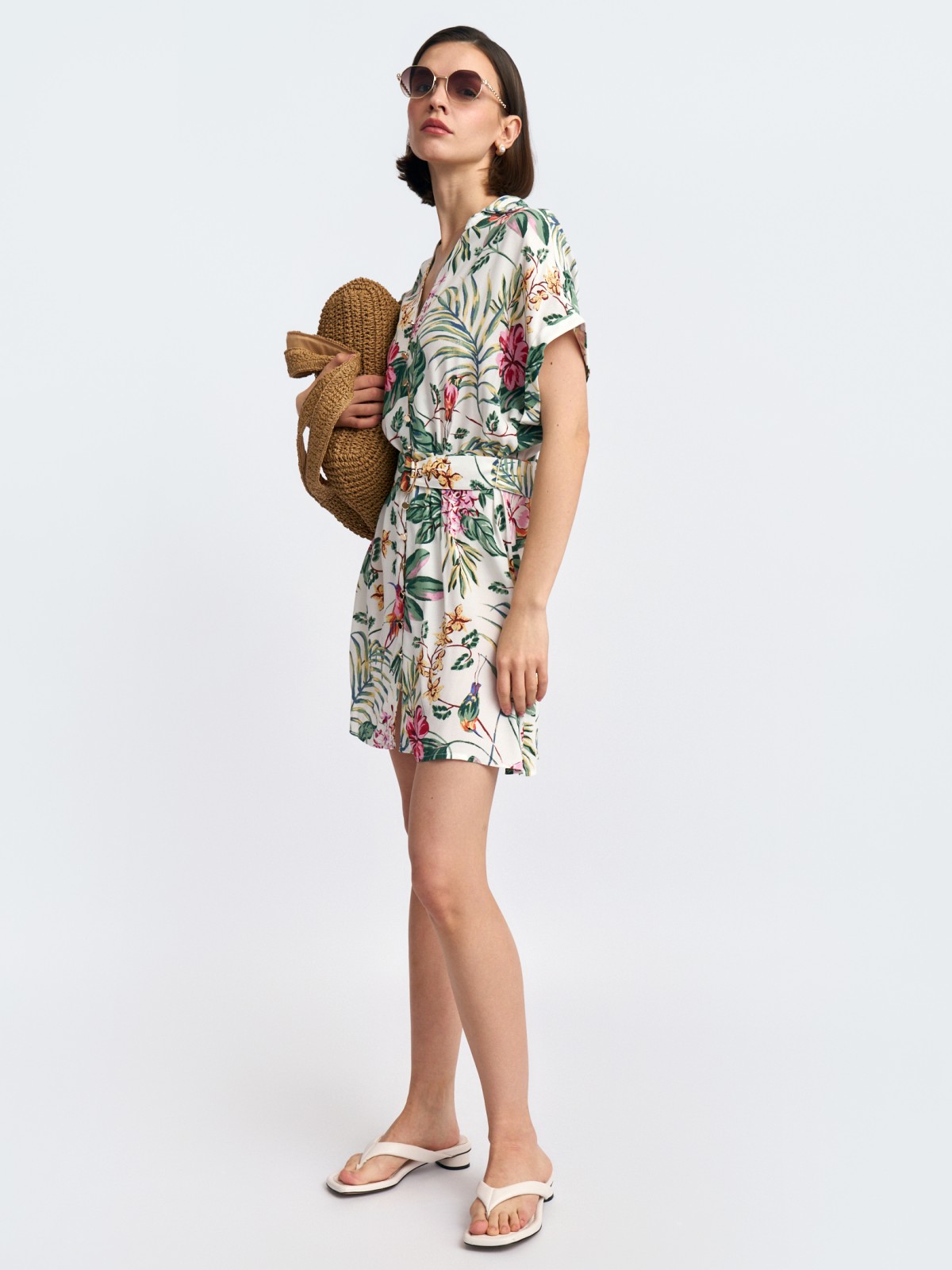 Платье-рубашка из вискозы с поясом на талии