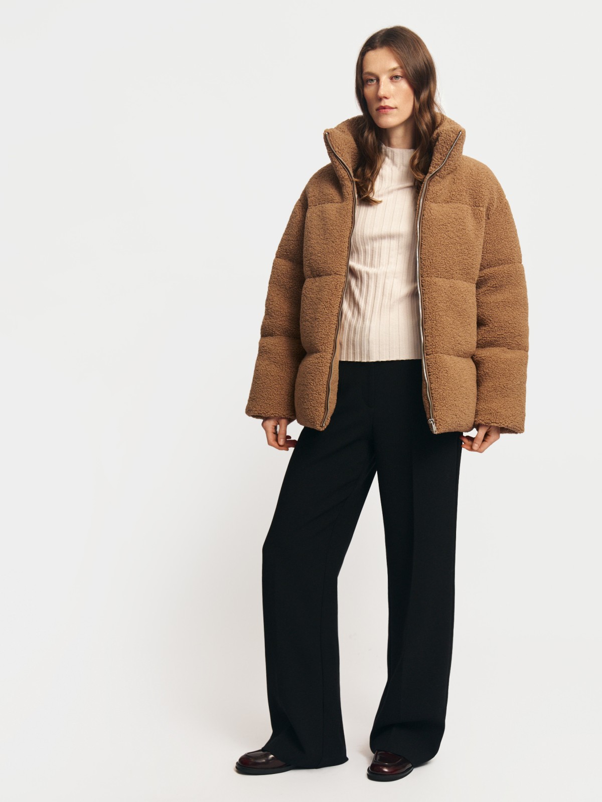 Короткая тёплая куртка-шуба из экомеха