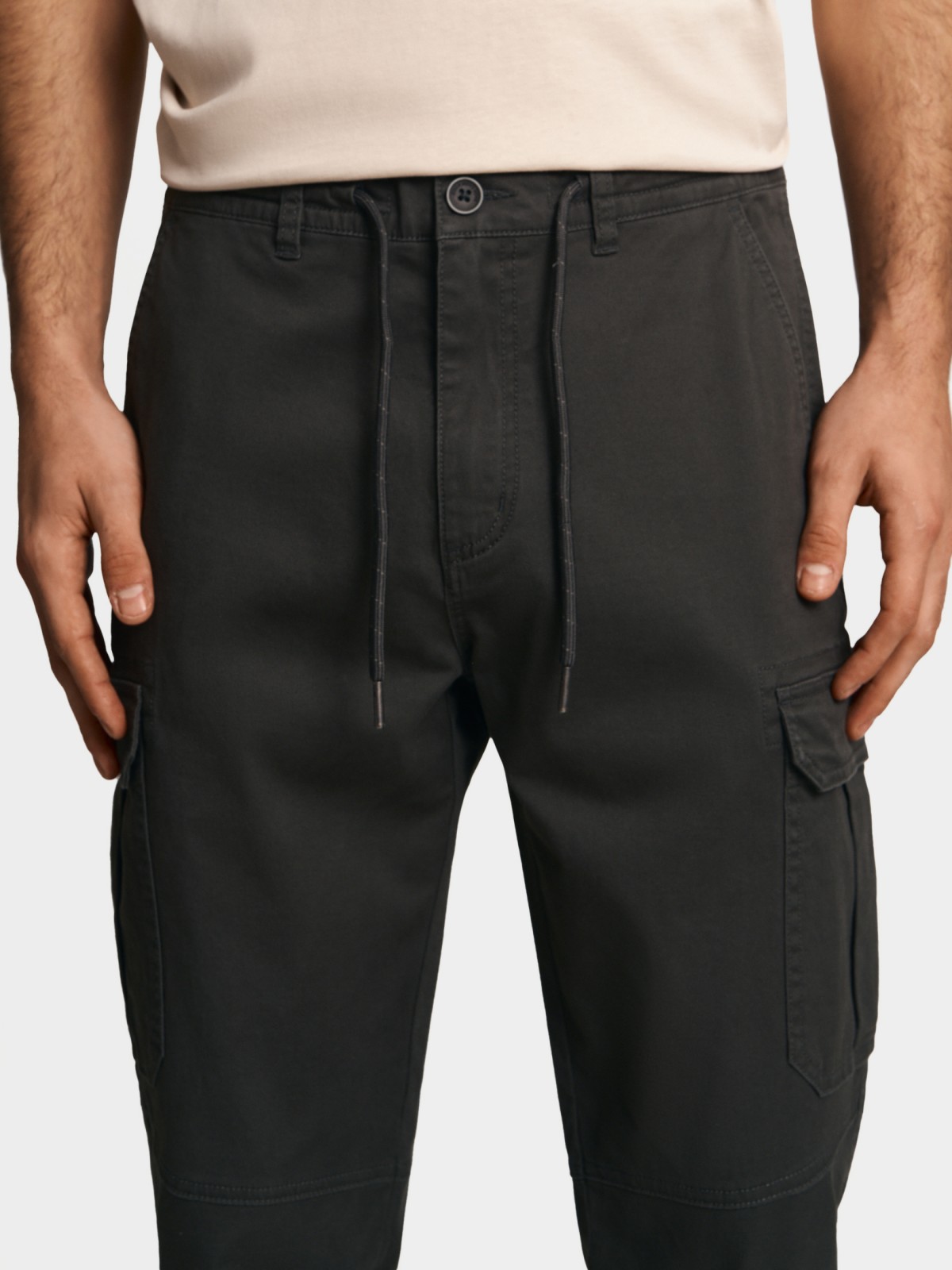 Брюки джоггеры из хлопка с карманами карго