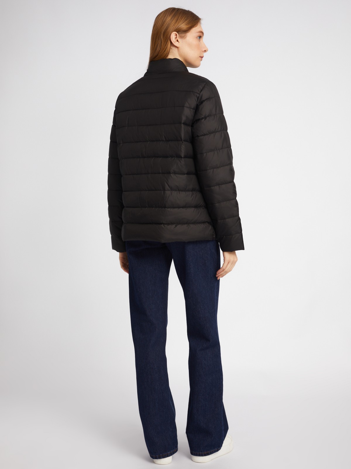 Утеплённая короткая куртка на молнии с воротником zolla 024135112154, цвет черный, размер S - фото 6