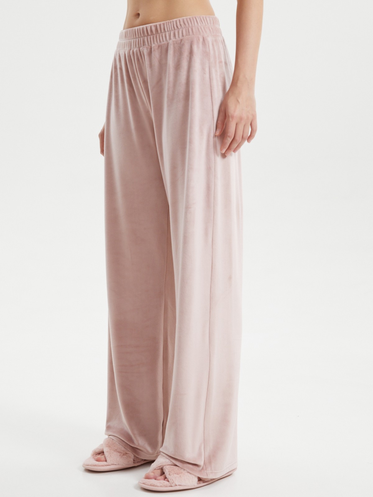 Штаны на резинке из велюра