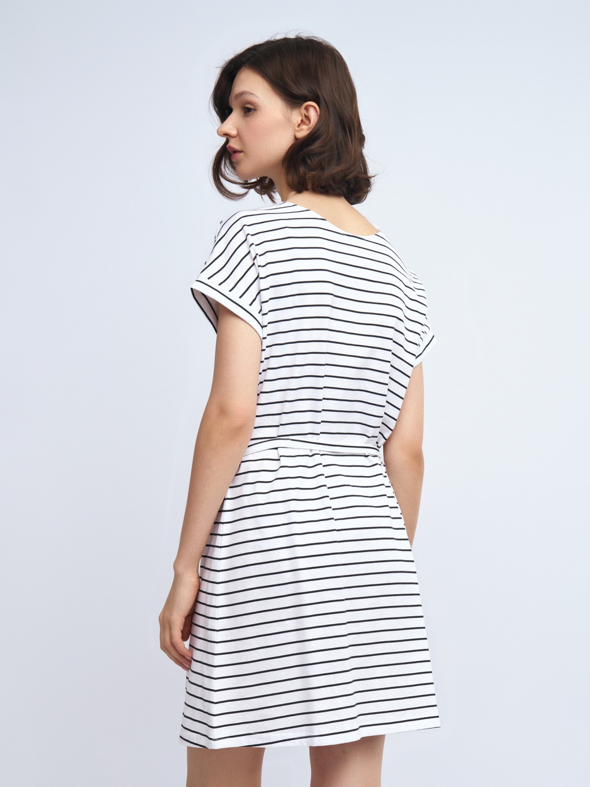 Платье-футболка из хлопка с поясом