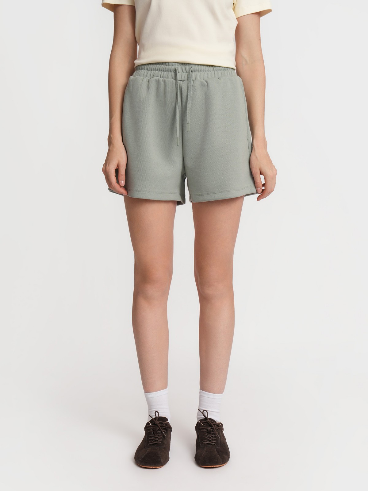 Шорты кроеные