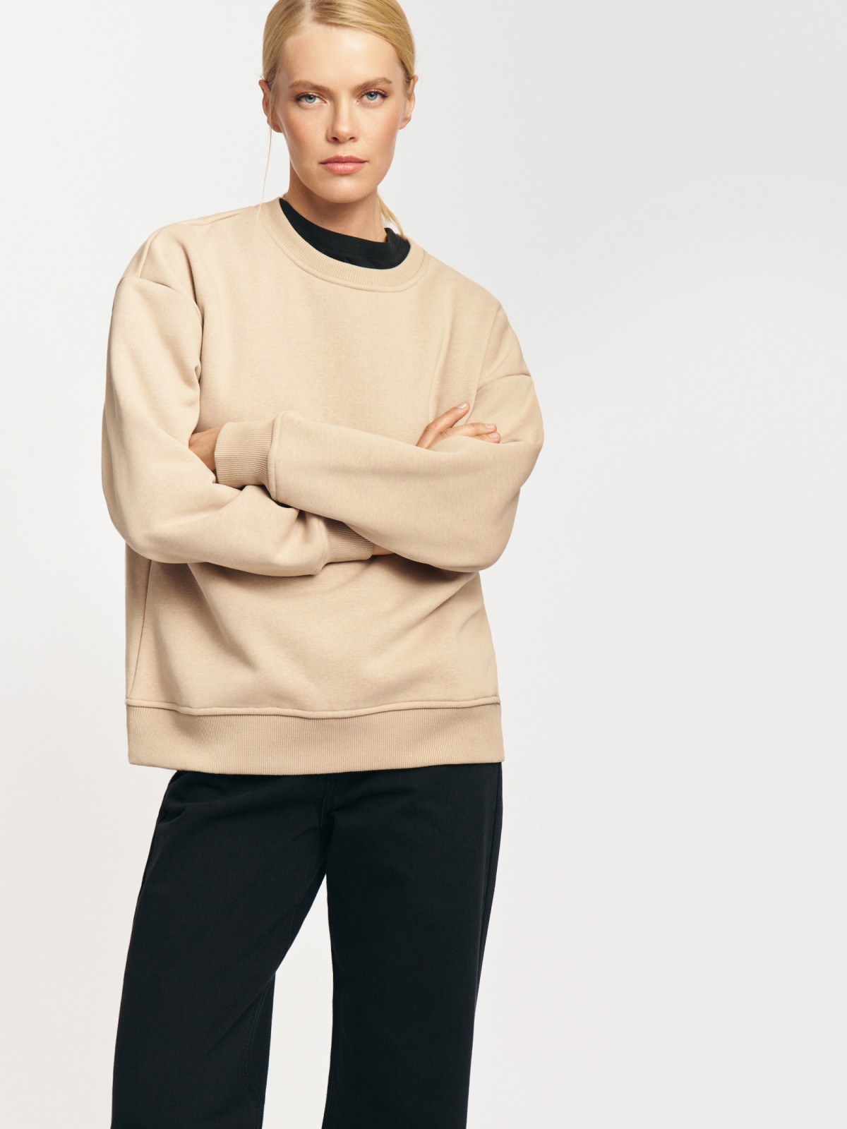 Тёплый трикотажный свитшот с начёсом