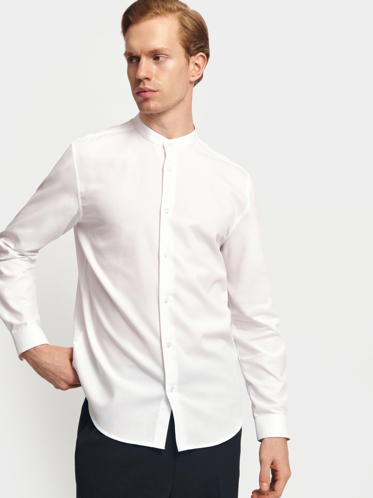 Офисная рубашка с воротником-стойкой и длинным рукавом