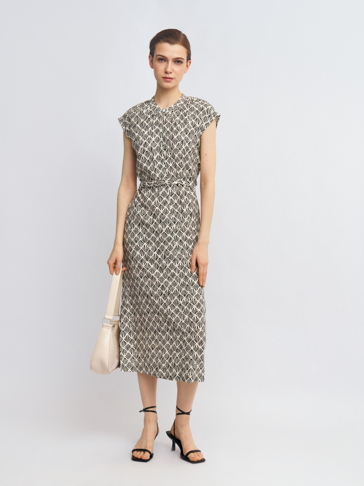 Платье-рубашка из вискозы с поясом