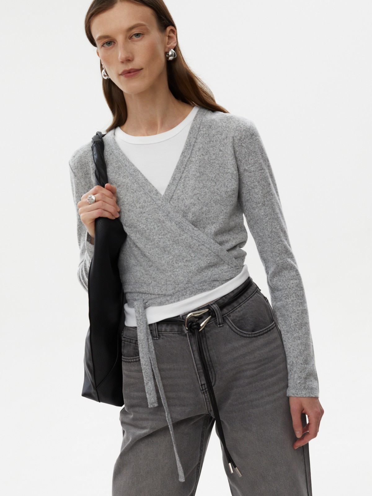 Трикотажный джемпер с запахом