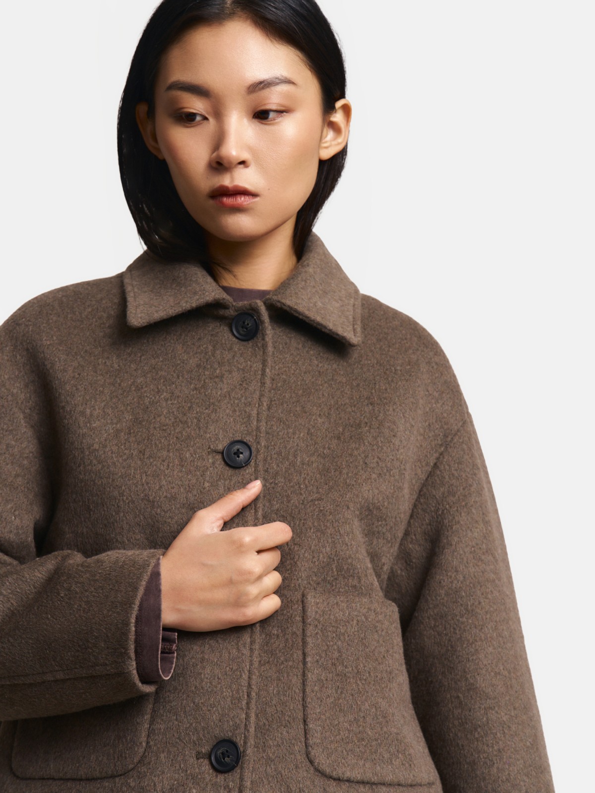 Короткая куртка на пуговицах