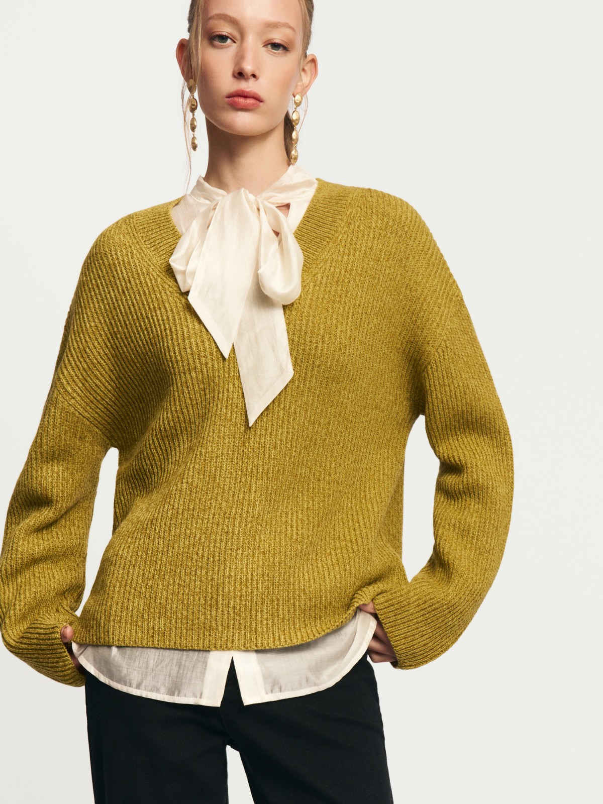 Вязаный пуловер с шерстью