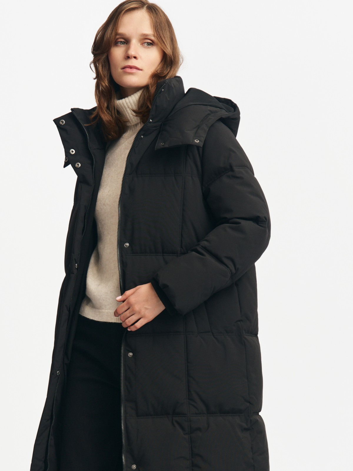 Тёплая куртка-пальто с капюшоном