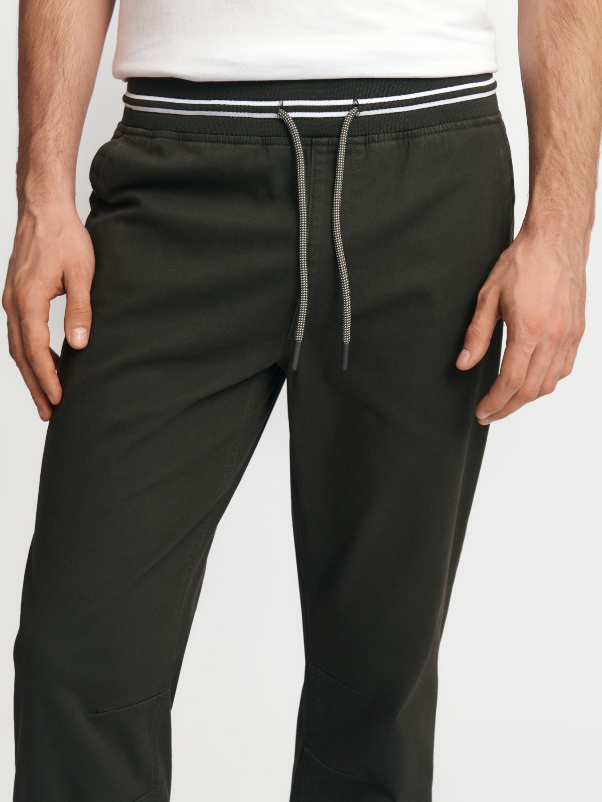 Брюки-джоггеры из хлопка на резинке