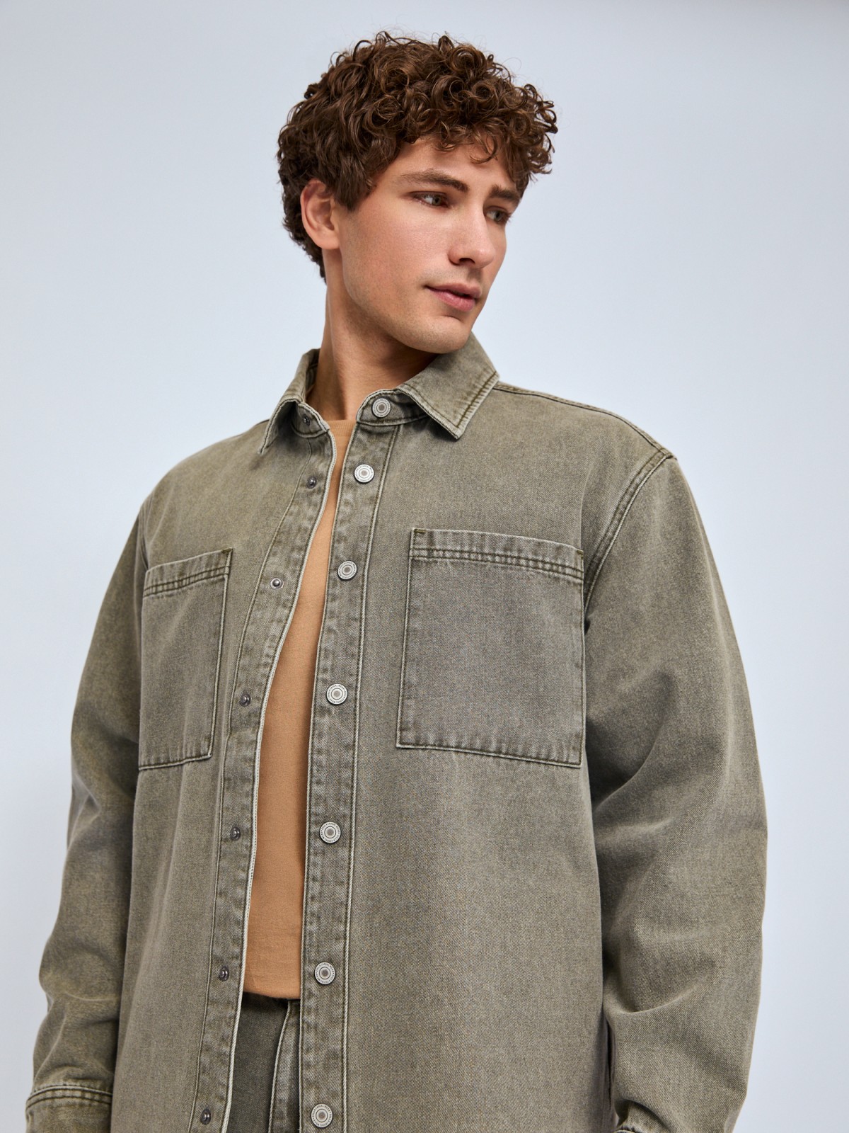 Джинсовая куртка-рубашка из хлопка на кнопках