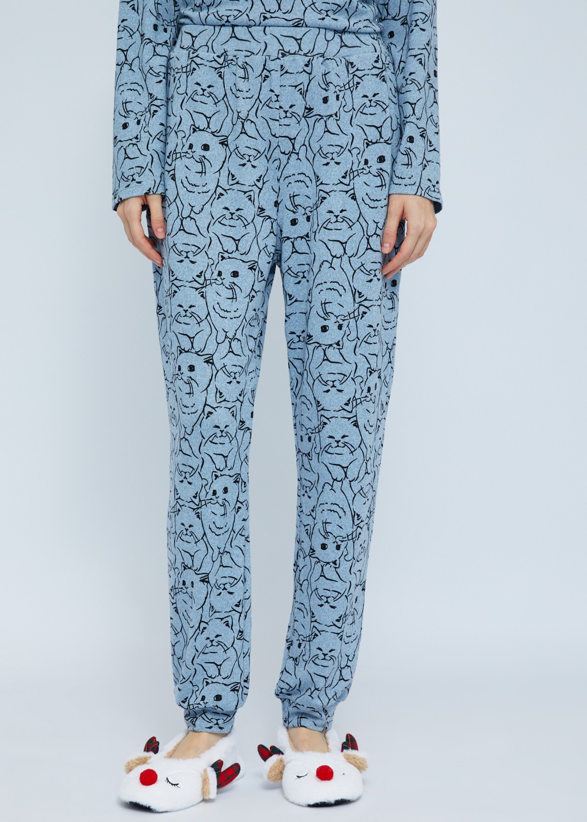 Домашний пижамный комплект (свитшот и штаны)