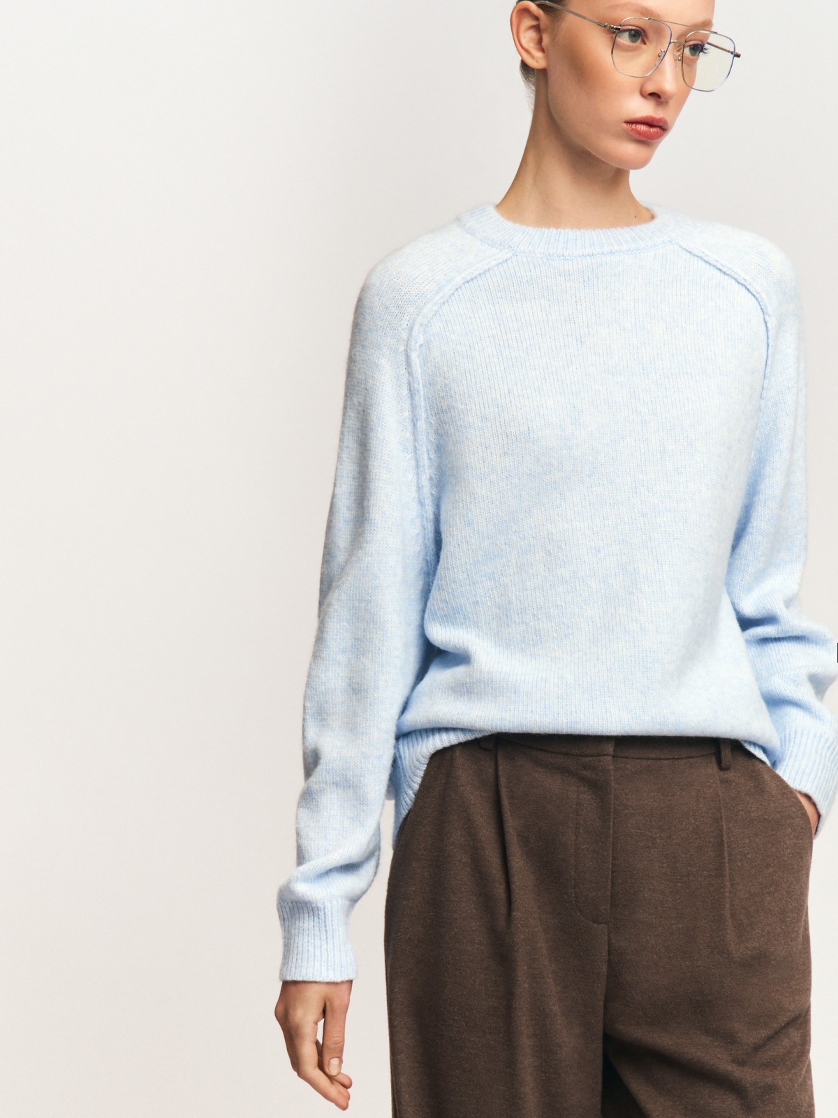 Вязаный джемпер с фактурными швами