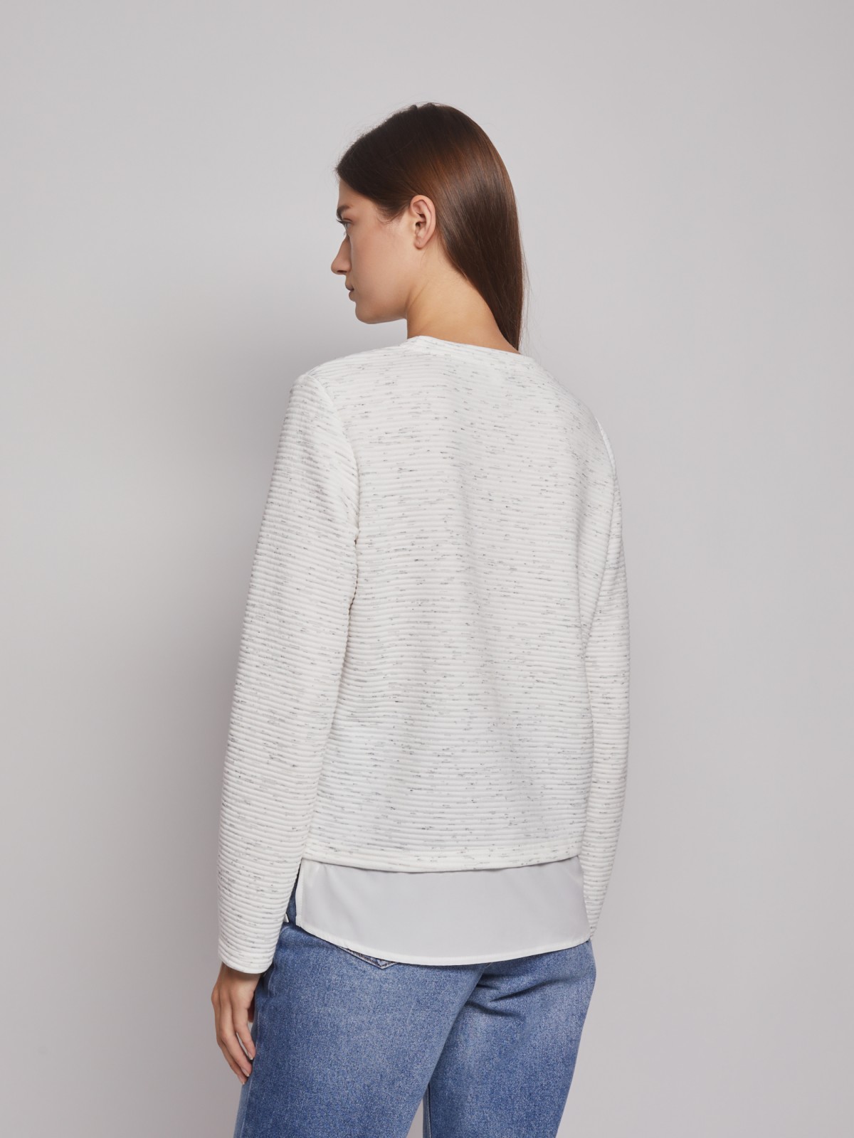 Комбинированный джемпер с брошью