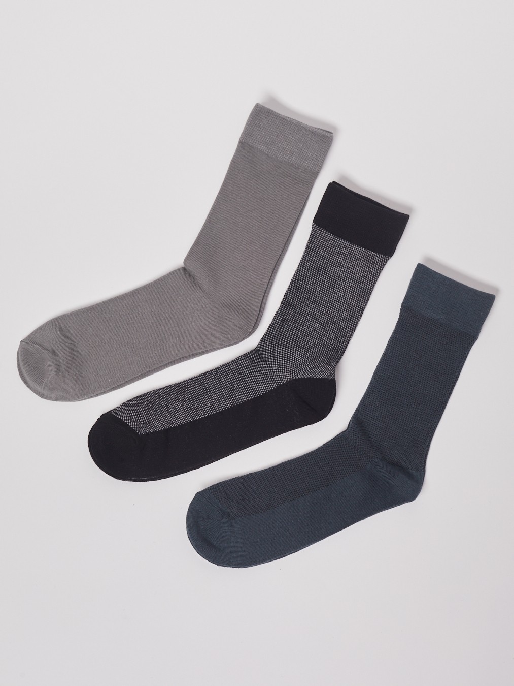 Набор высоких носков (3 пары в комплекте) zolla 01311995P155, цвет серый, размер 25-27 - фото 1
