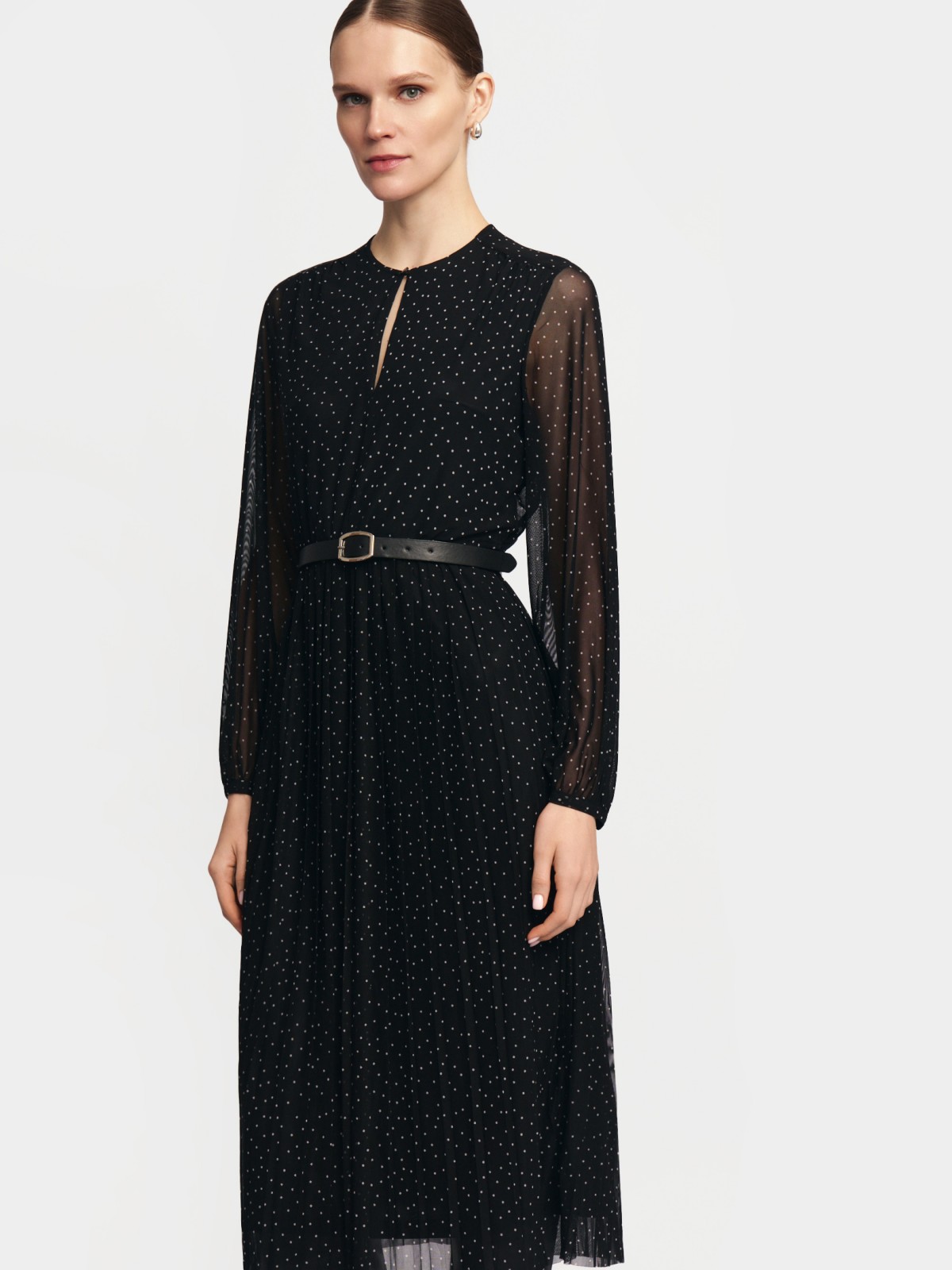 Платье миди с плиссировкой и ремнём