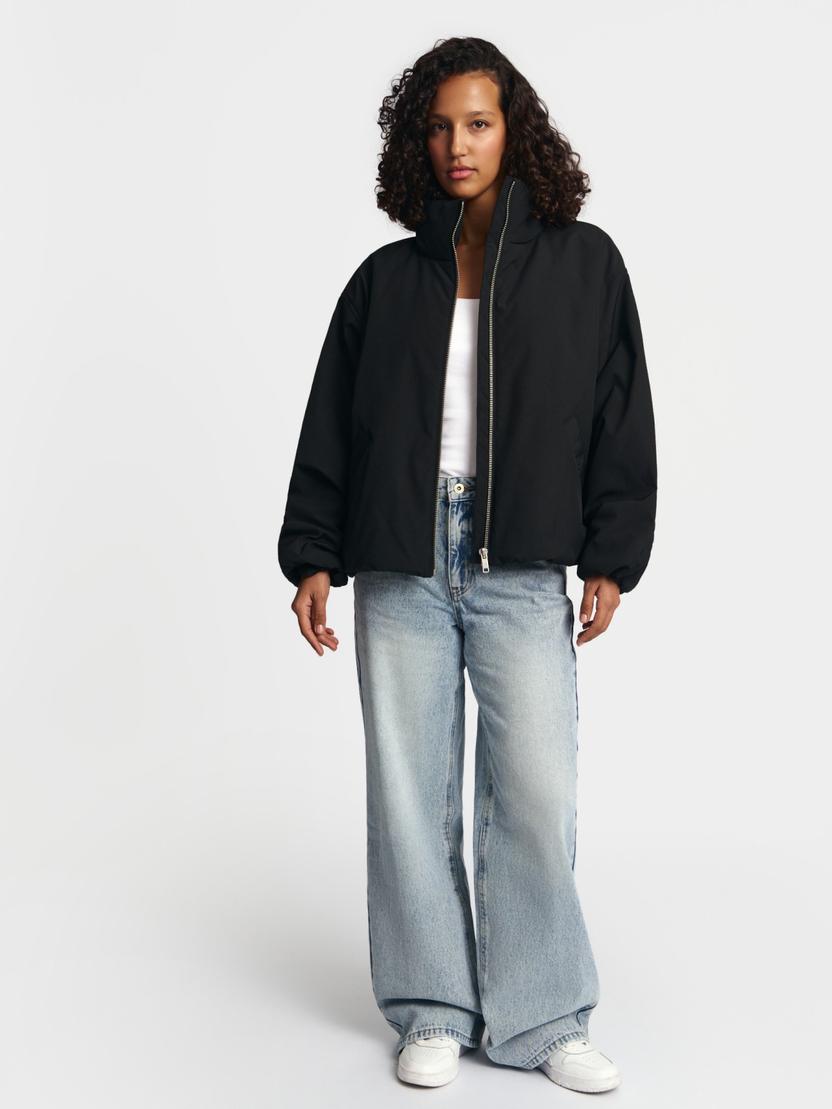 Утеплённая куртка-бомбер на синтепоне