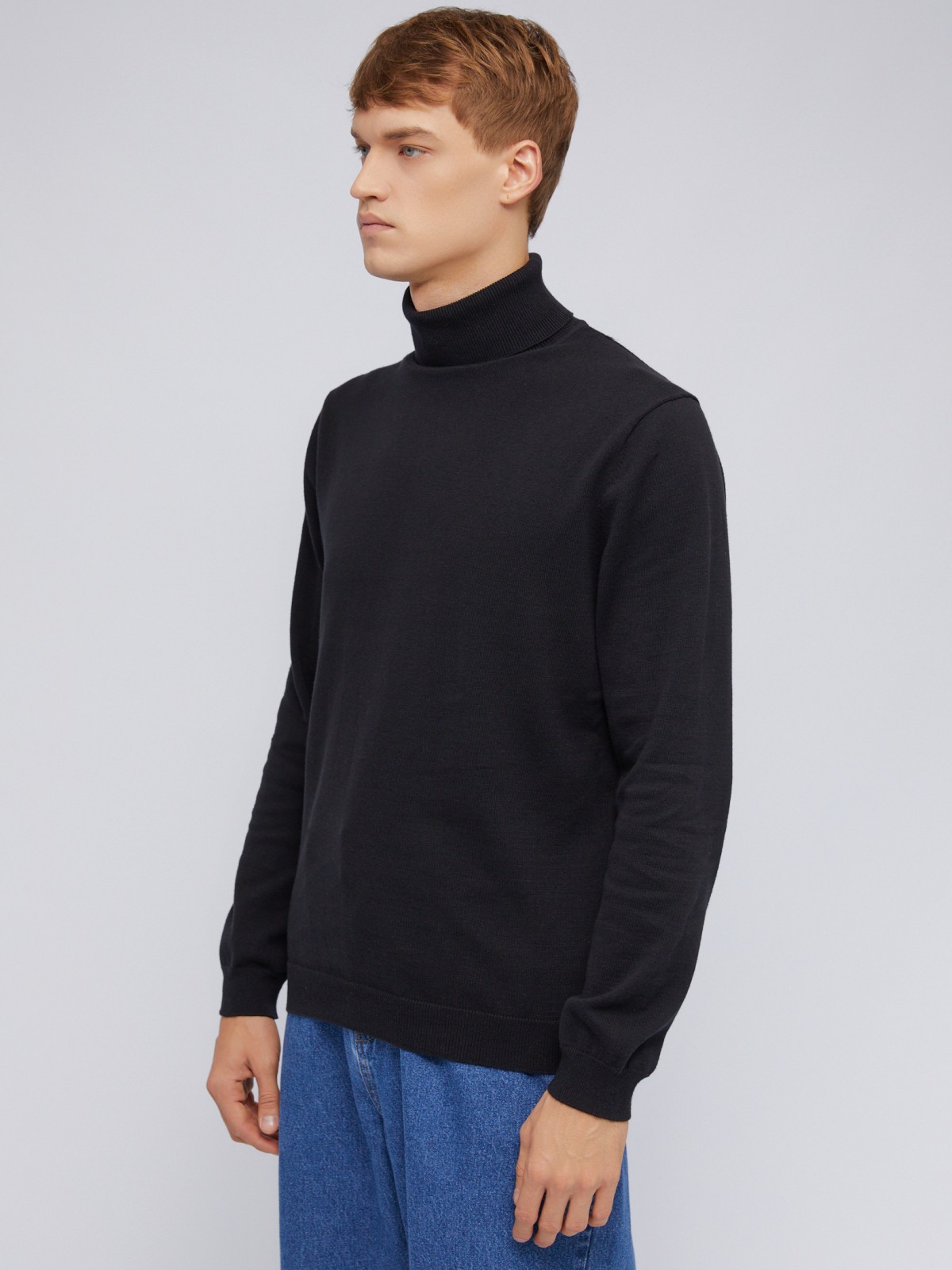 Тонкая водолазка из хлопка с воротником гольф