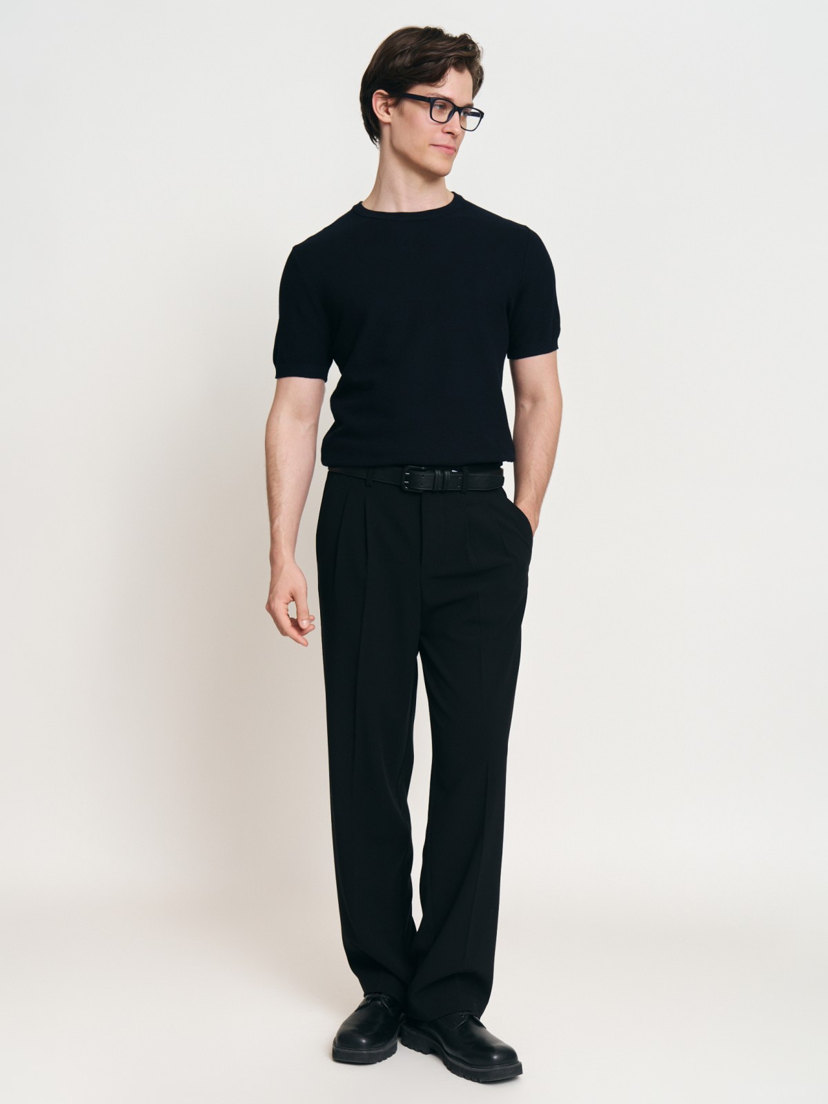 Тонкий трикотажный джемпер из хлопка с коротким рукавом Тонкий трикотажный джемпер из хлопка с коротким рукавом