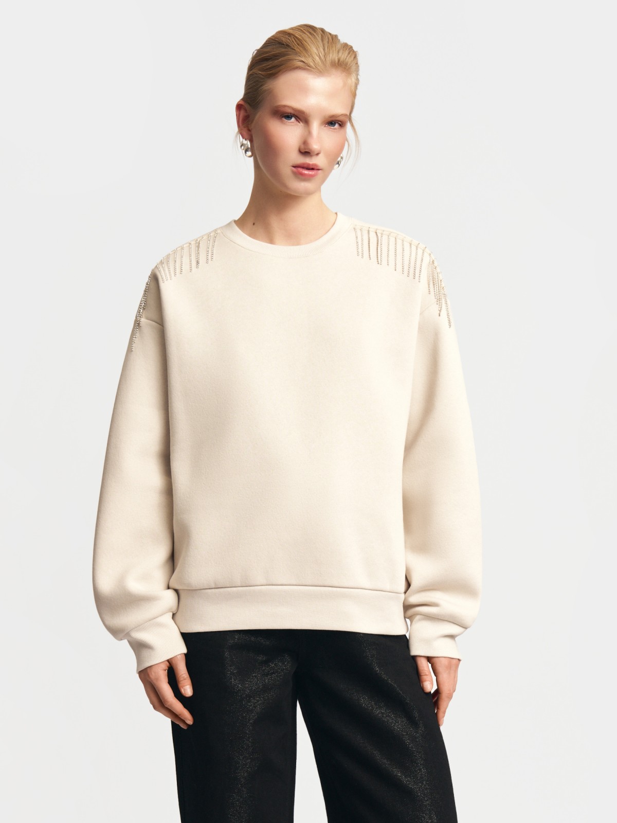 Свитшот расслабленного фасона с бахромой