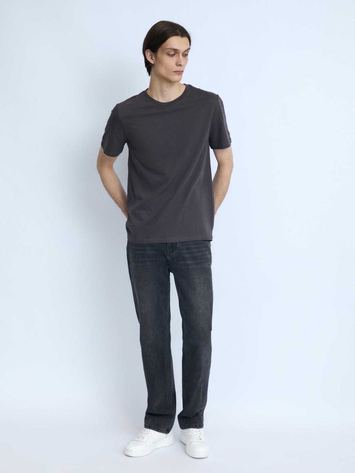 Футболка из хлопка с круглым вырезом