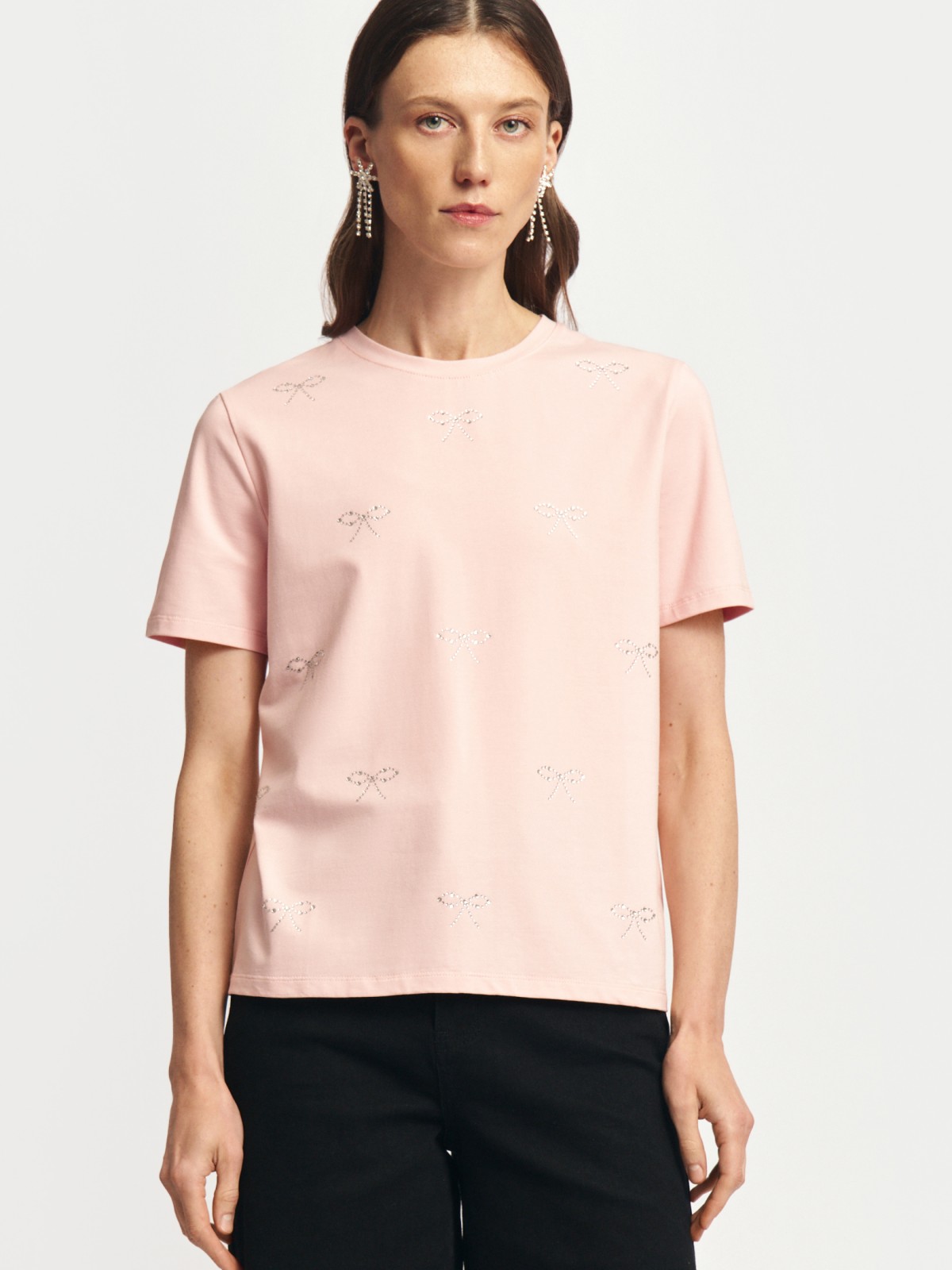 Футболка из хлопка со стразами