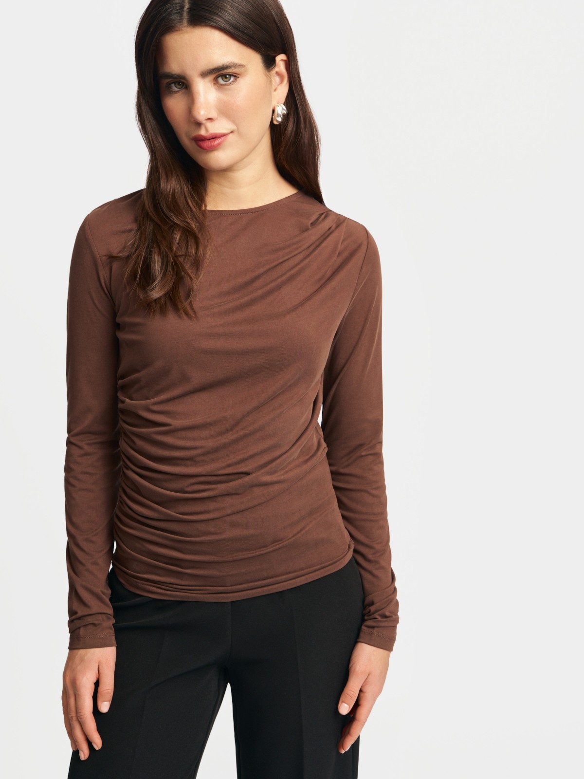 Трикотажный топ-лонгслив с драпировкой