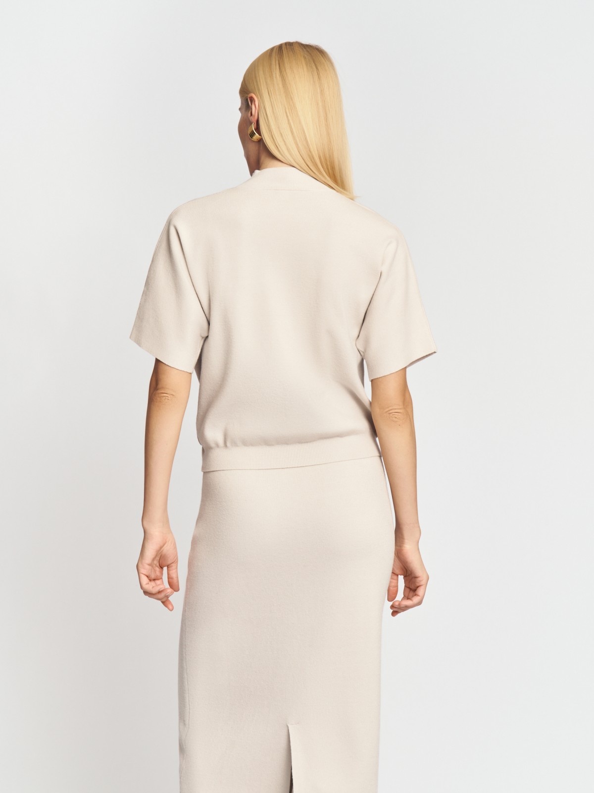 Вязаный джемпер с коротким рукавом летучая мышь