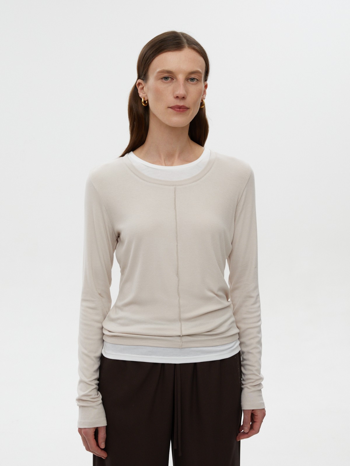 Лонгслив из вискозы с фальш-декором