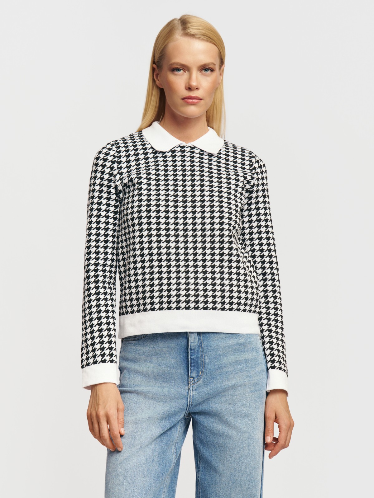 Трикотажный джемпер с отложным воротником