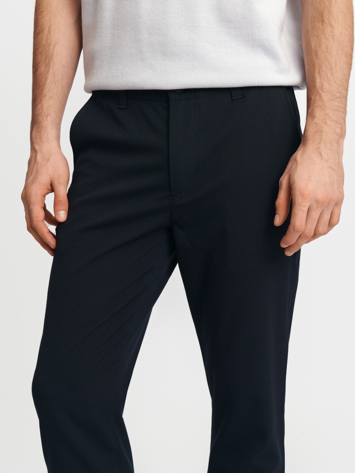 Брюки силуэта Slim в клетку