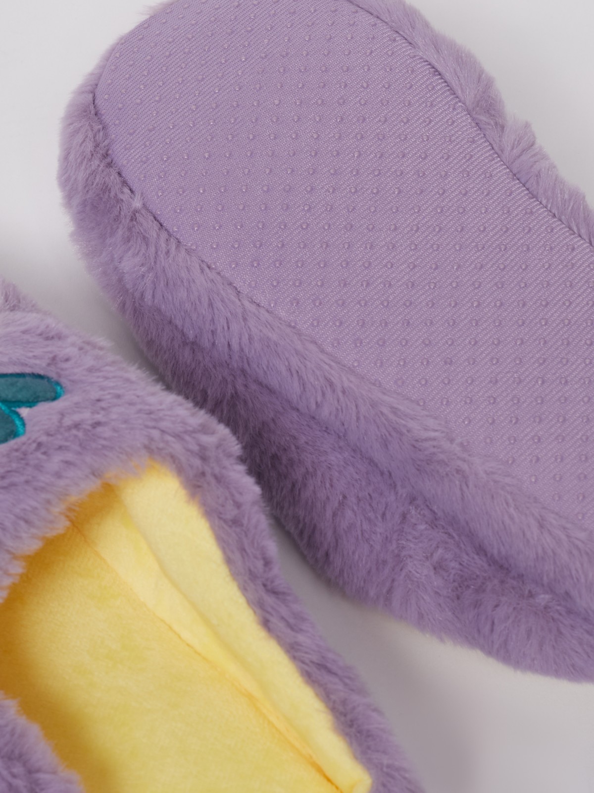 Домашние тапочки с вышивкой