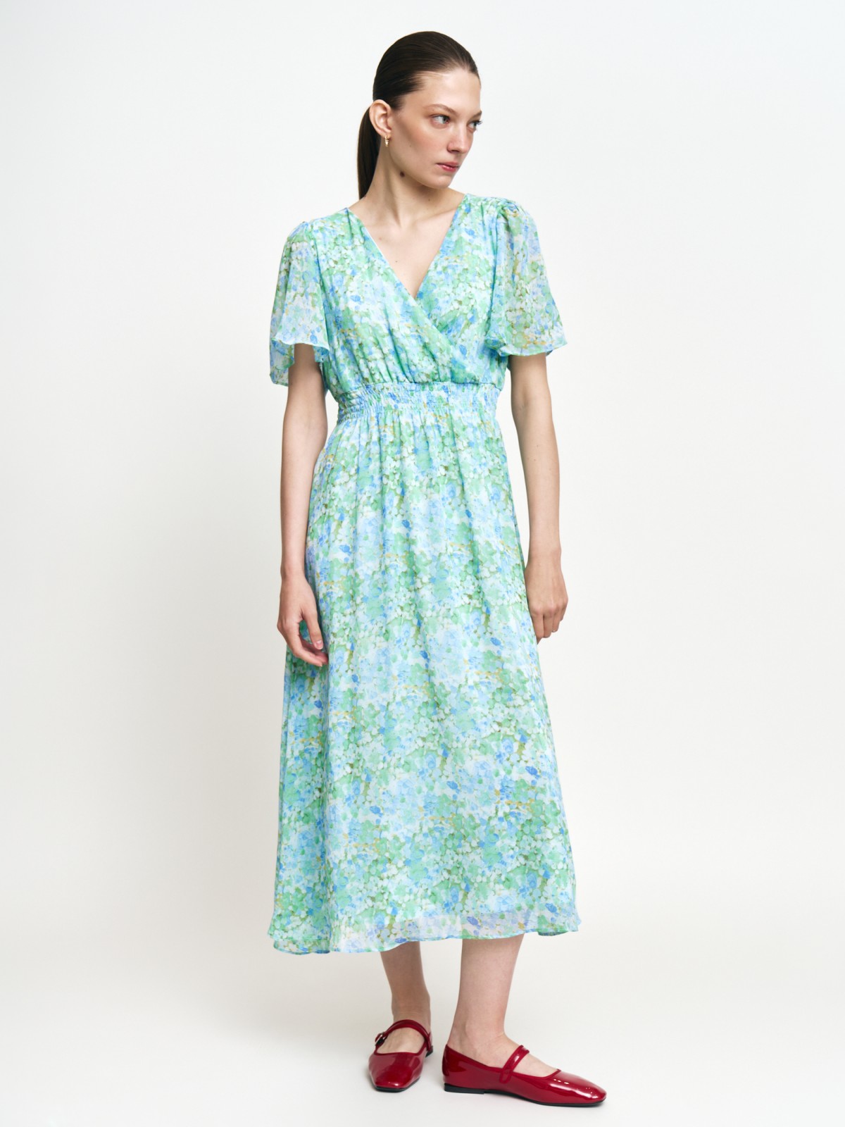 Шифоновое платье с цветочным принтом и люрексом