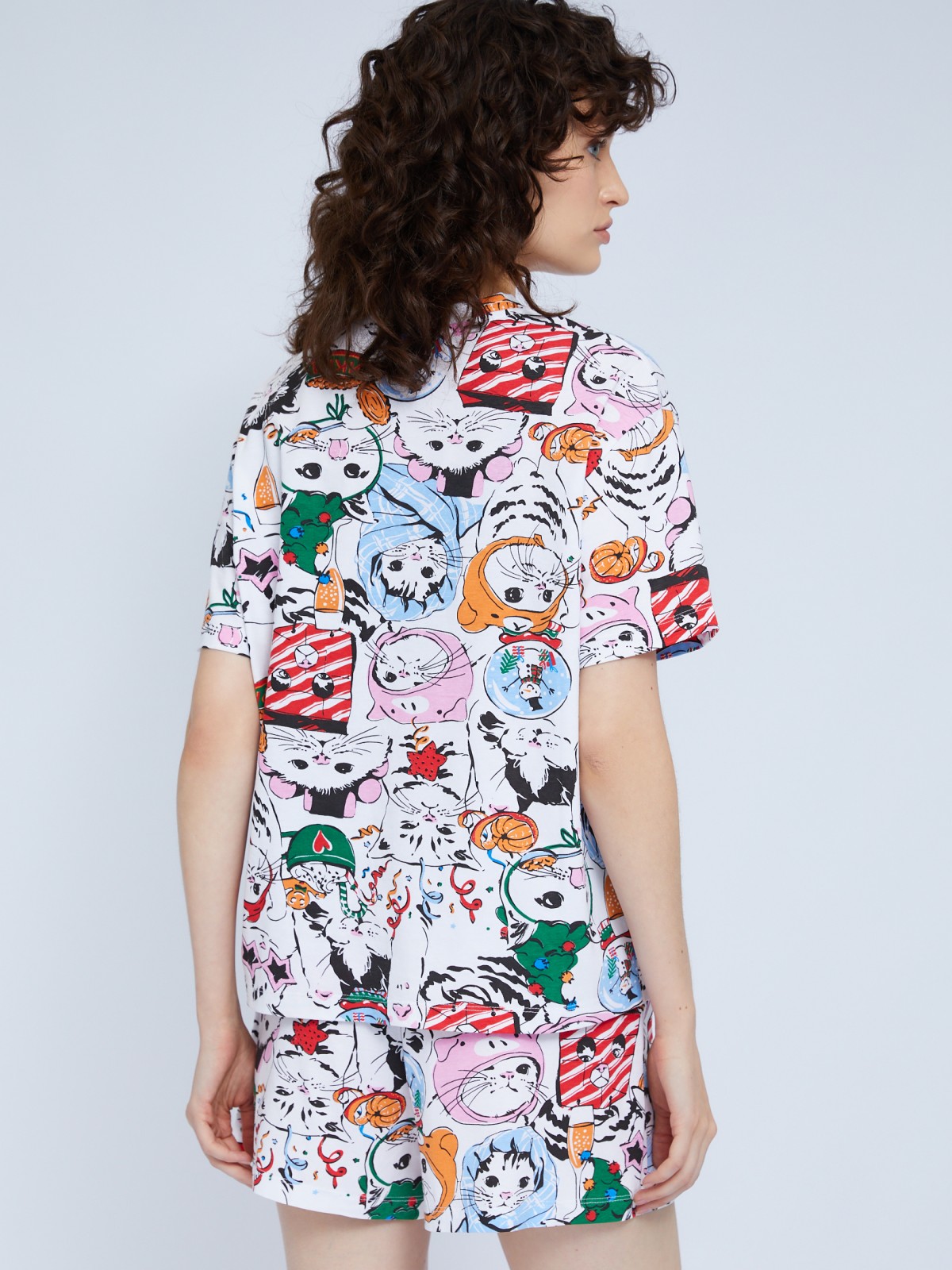 Домашний пижамный комплект из хлопка (футболка и шорты)