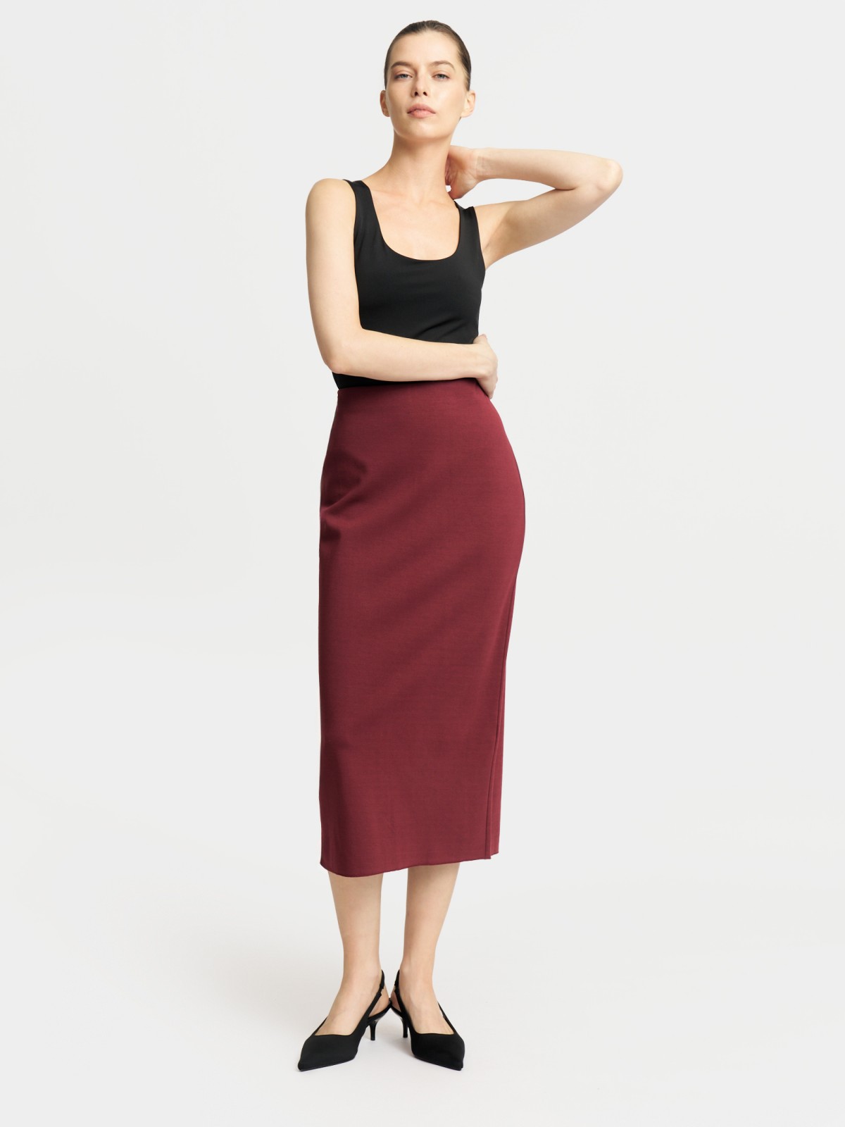 Трикотажная юбка-карандаш на резинке