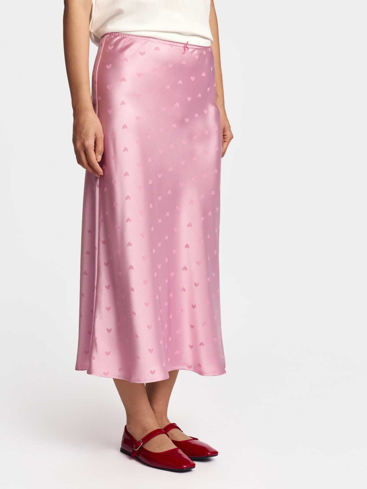 Атласная юбка миди на резинке