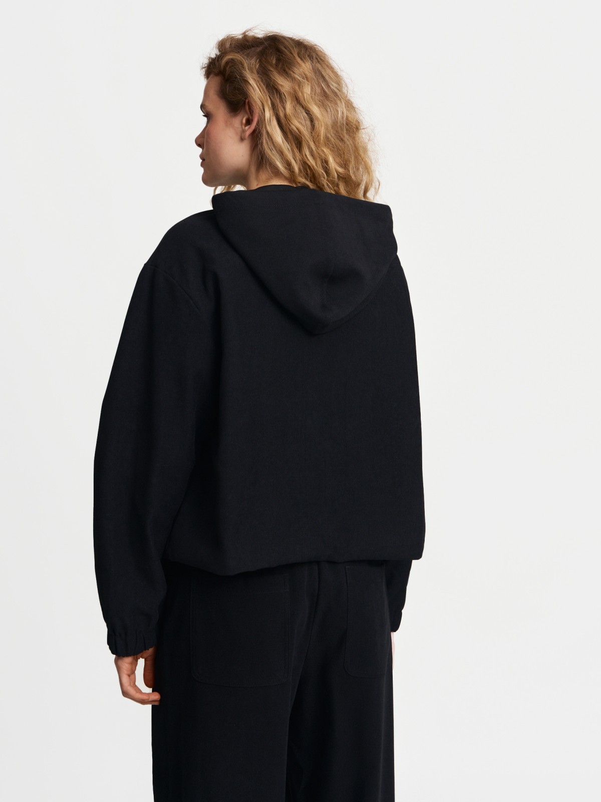 Толстовка-олимпийка на молнии