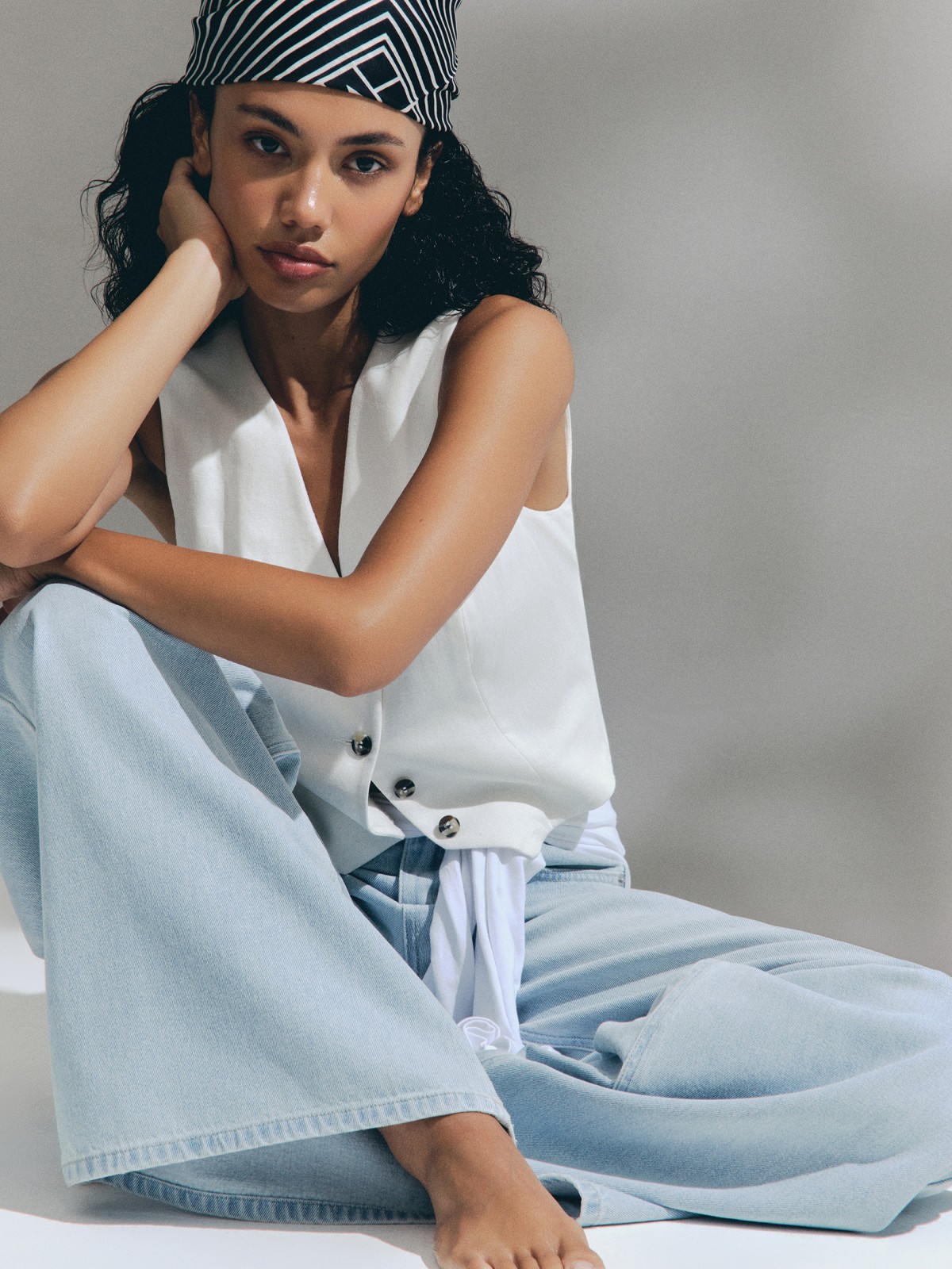 Классический короткий жилет льняной 1799₽