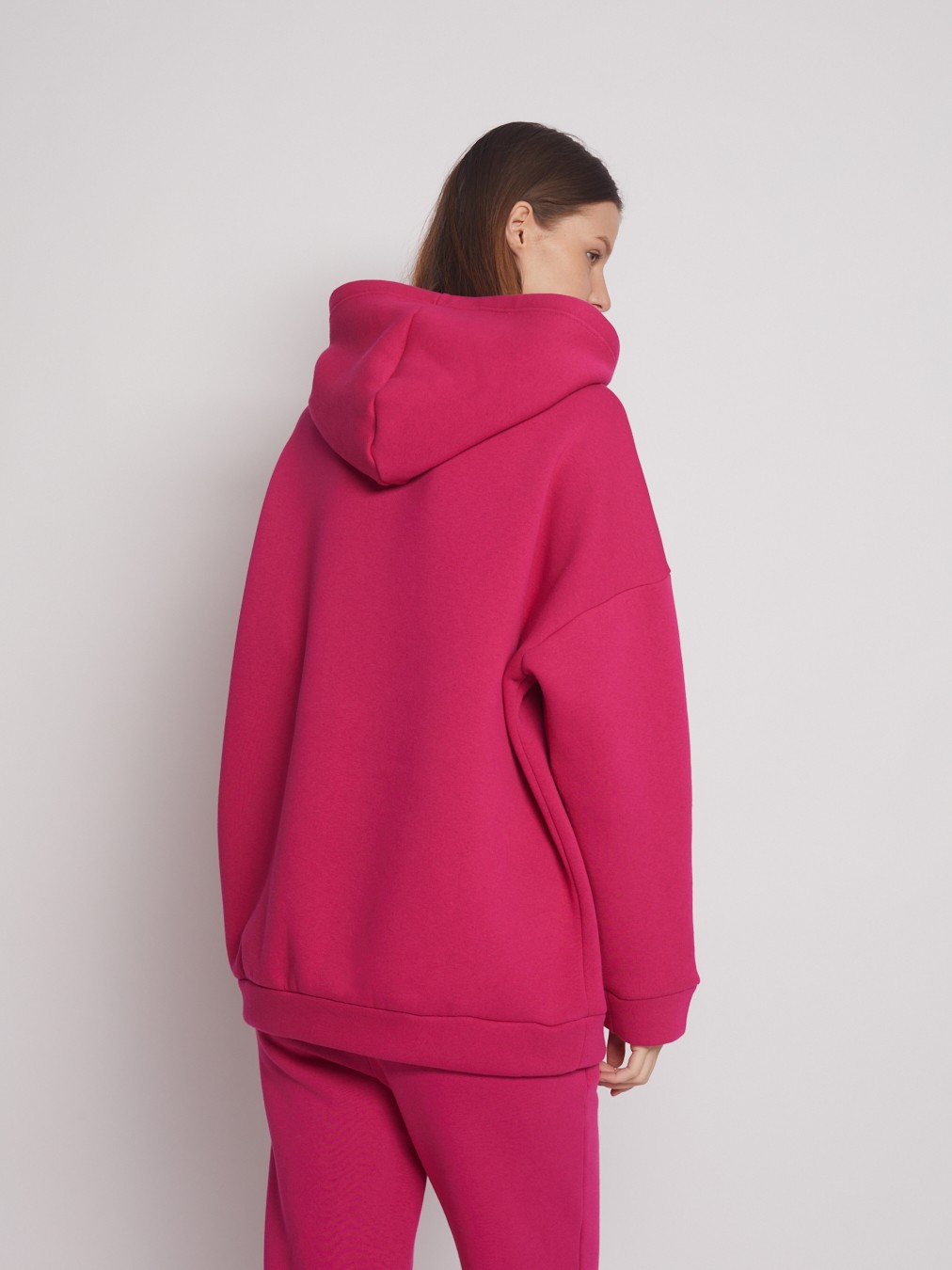 Утеплённый оверсайз худи с капюшоном