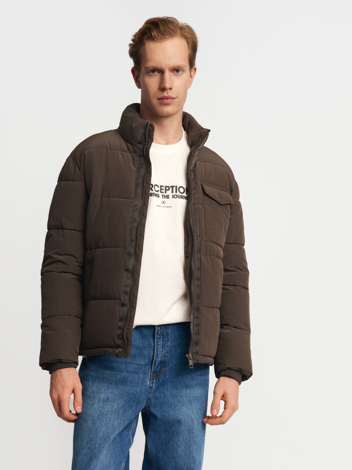 Тёплая куртка с воротником-стойкой