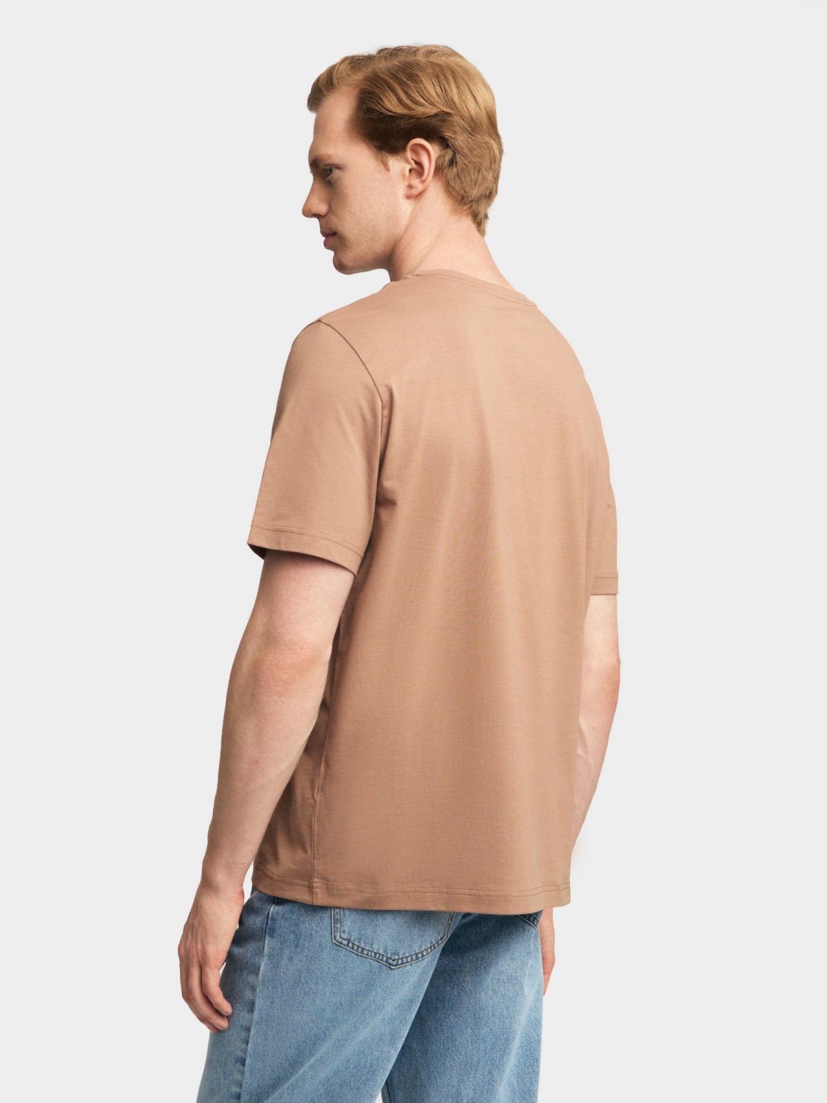 Однотонная футболка из хлопка