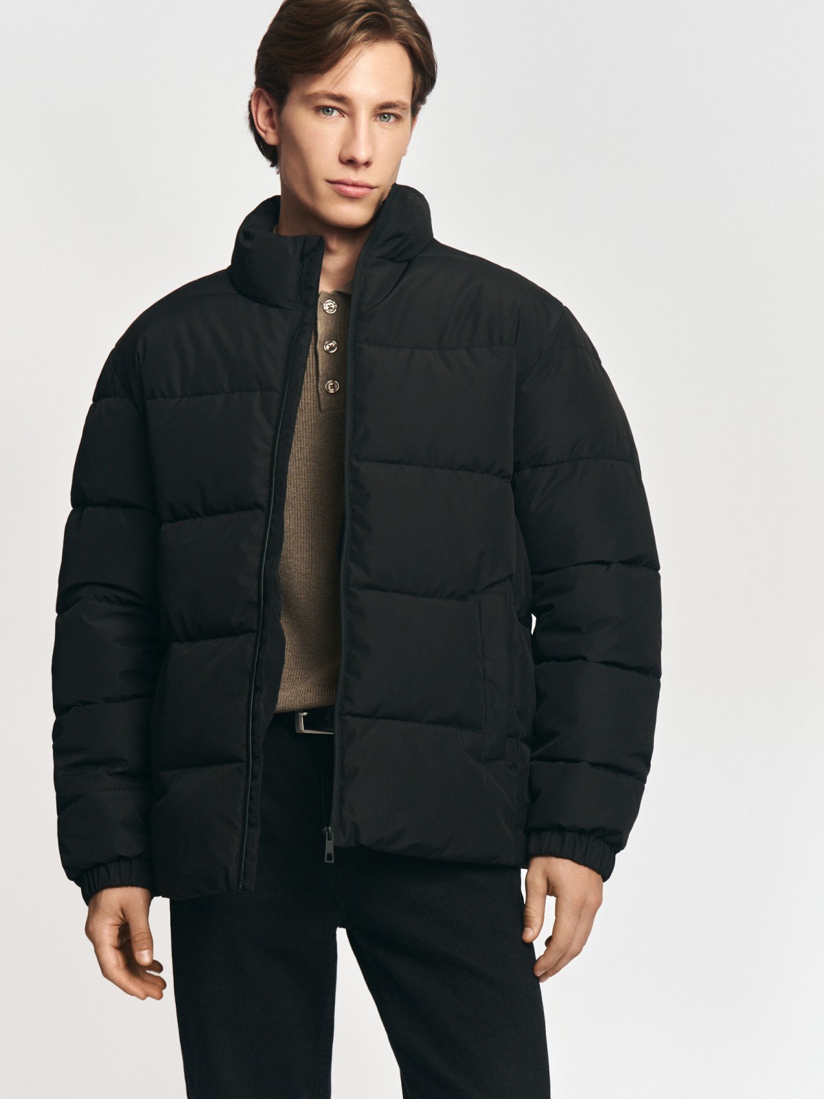 Тёплая куртка с воротником-стойкой 3999₽