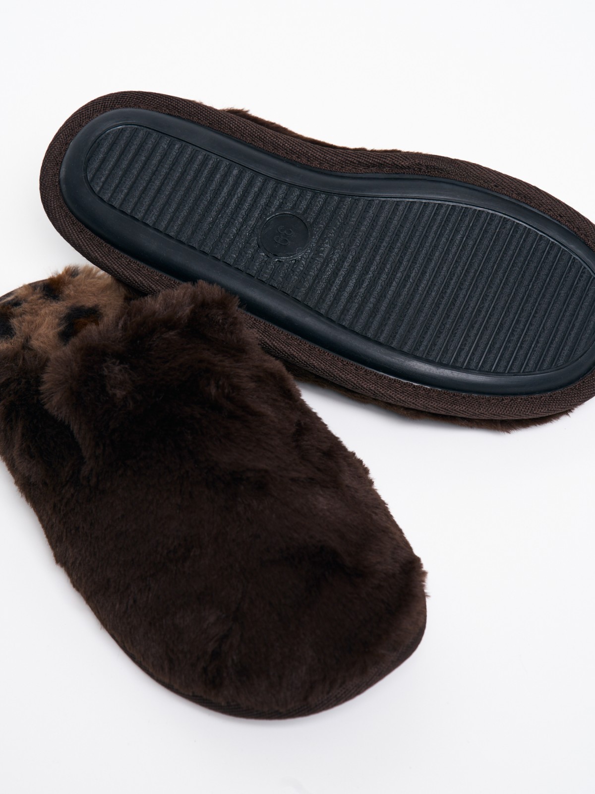 Домашние тапочки из экомеха