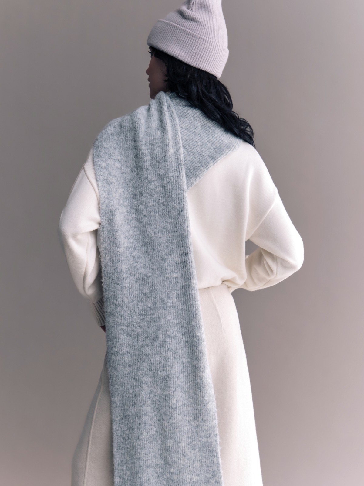 Вязаный шарф с шерстью