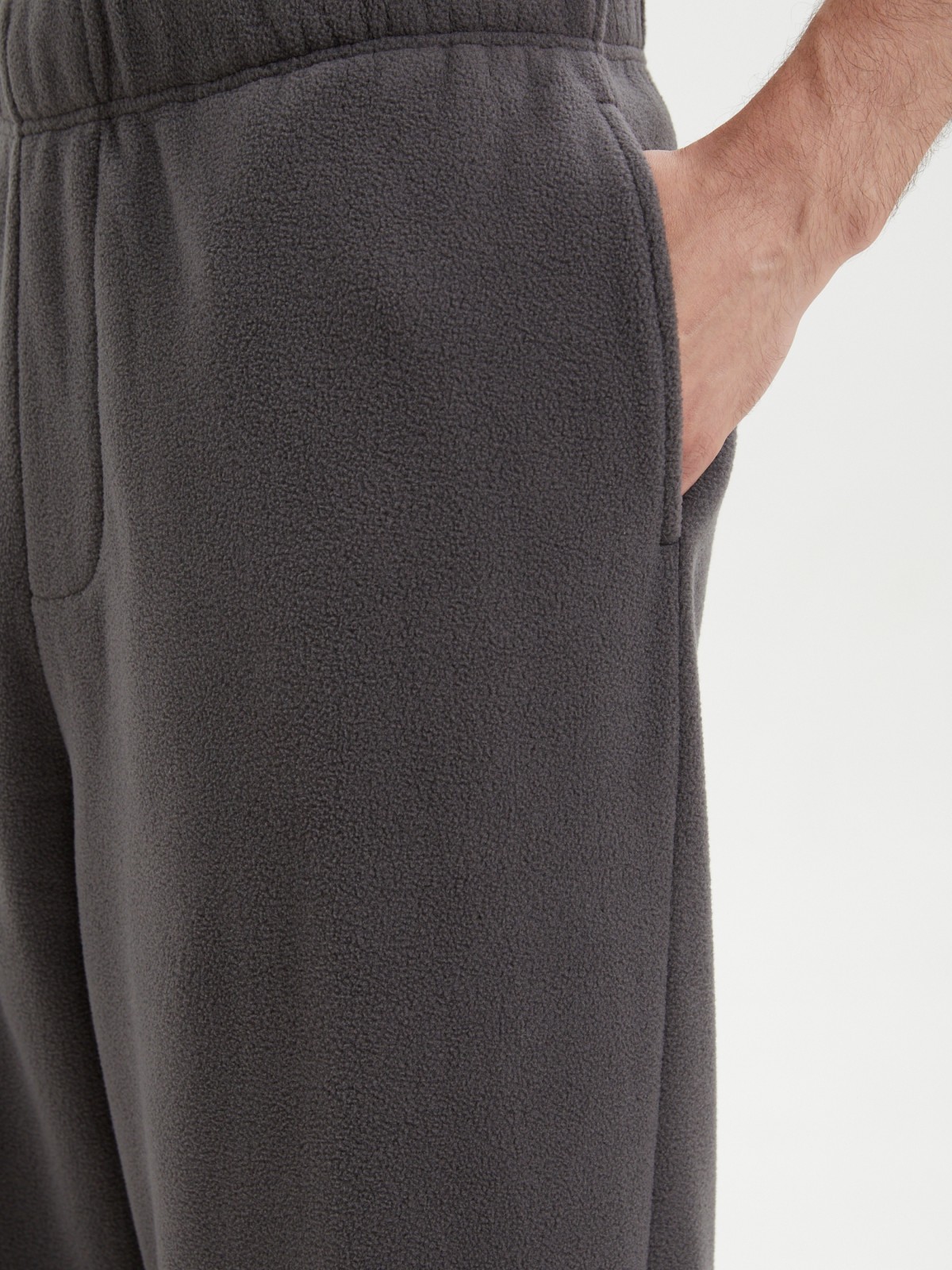 Тёплые трикотажные брюки-джоггеры из флиса