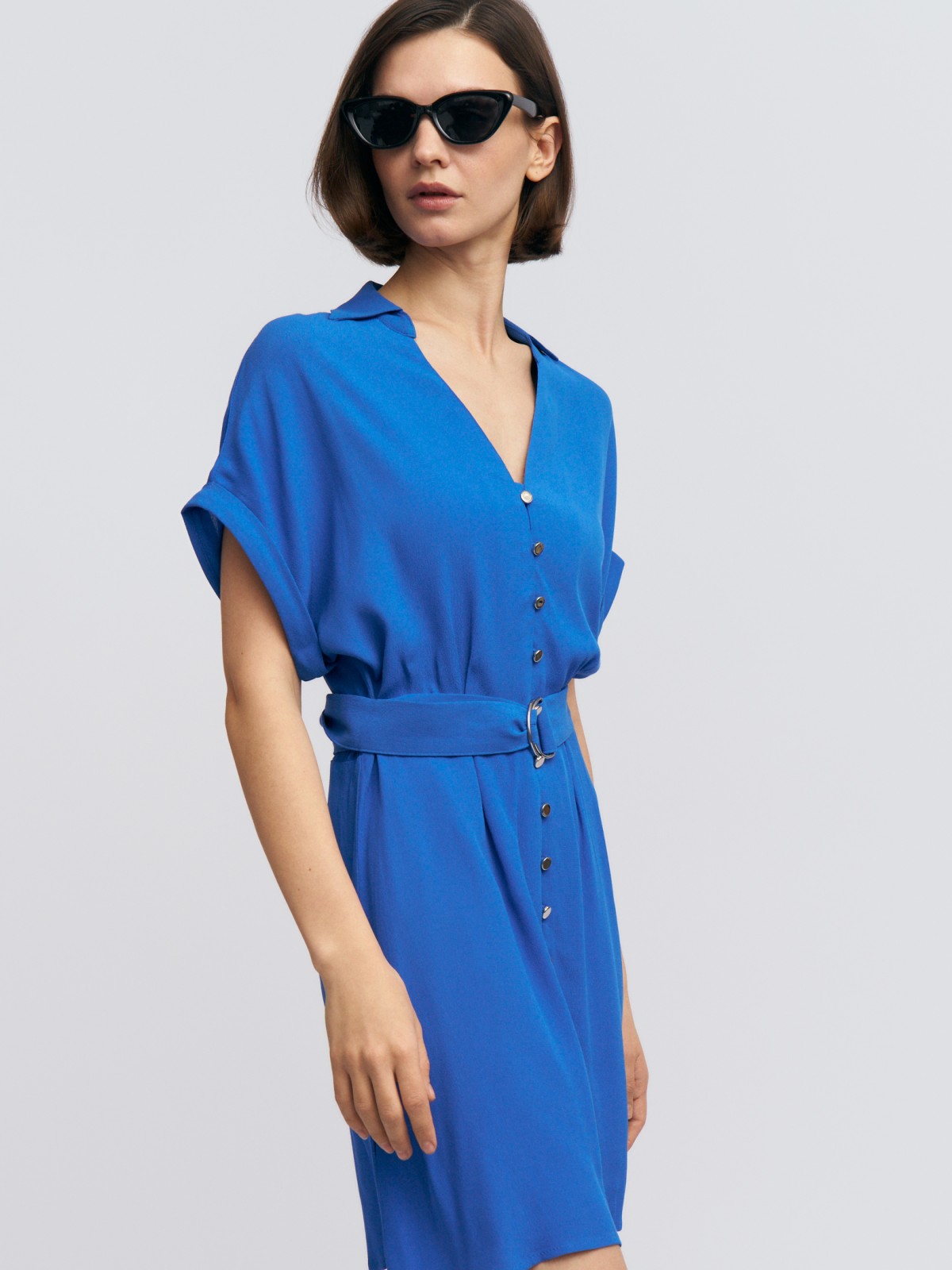 Платье-рубашка из вискозы с поясом на талии